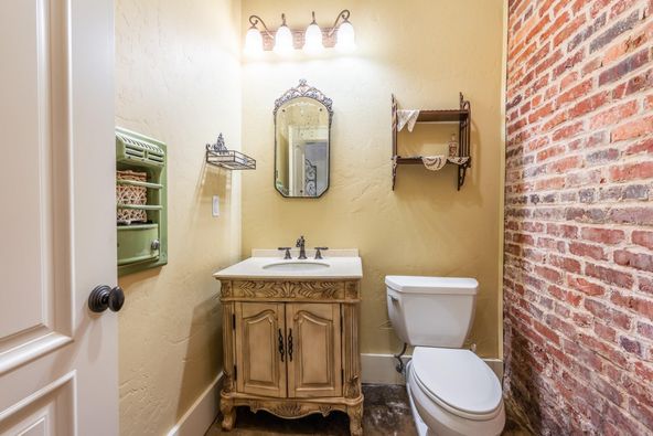 71 N Side Sq, Cooper, TX 75432